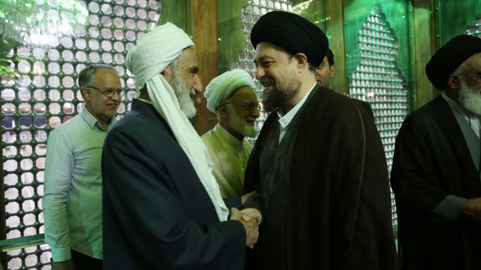     تجدید میثاق رئیس و اعضای مجلس خبرگان رهبری با آرمان های امام خمینی (س) 