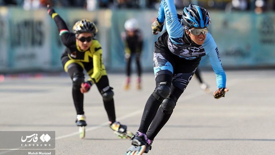 متفاوت‌ترین تصاویر از دختران اسکیت‌ باز در آزادی