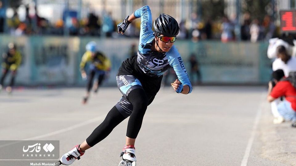 متفاوت‌ترین تصاویر از دختران اسکیت‌ باز در آزادی