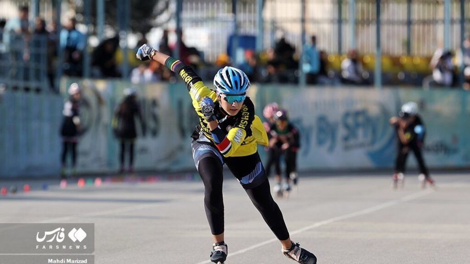 متفاوت‌ترین تصاویر از دختران اسکیت‌ باز در آزادی