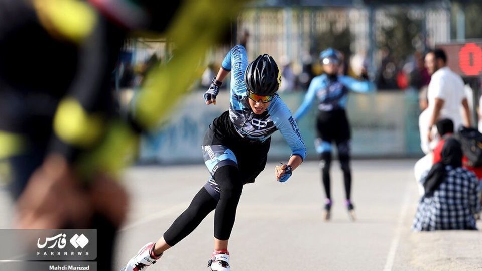 متفاوت‌ترین تصاویر از دختران اسکیت‌ باز در آزادی