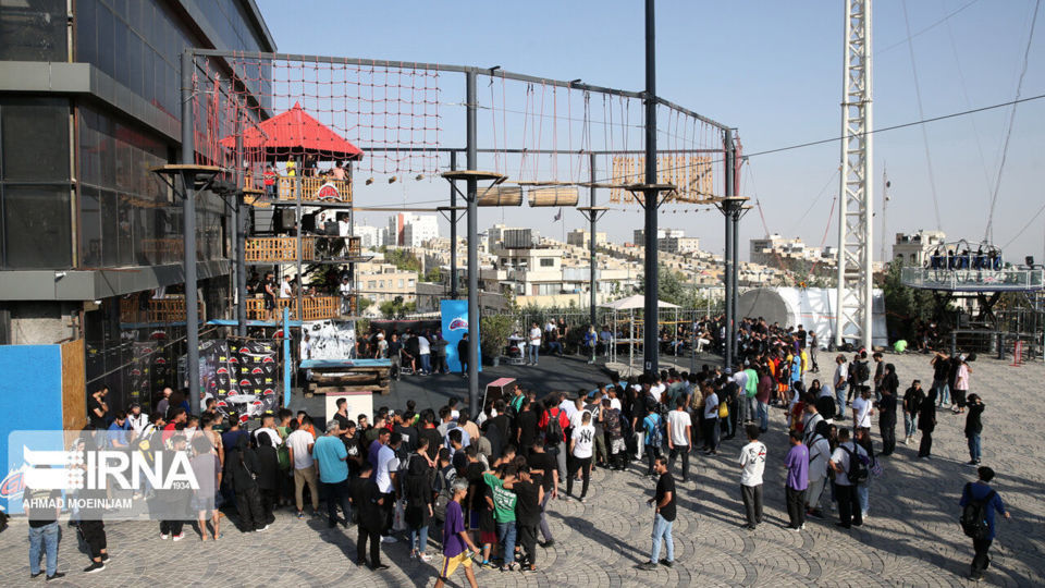 مسابقات آزاد پارکور تهران