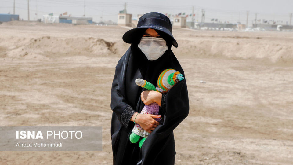 عبور زائران اربعین حسینی از مرز شلمچه