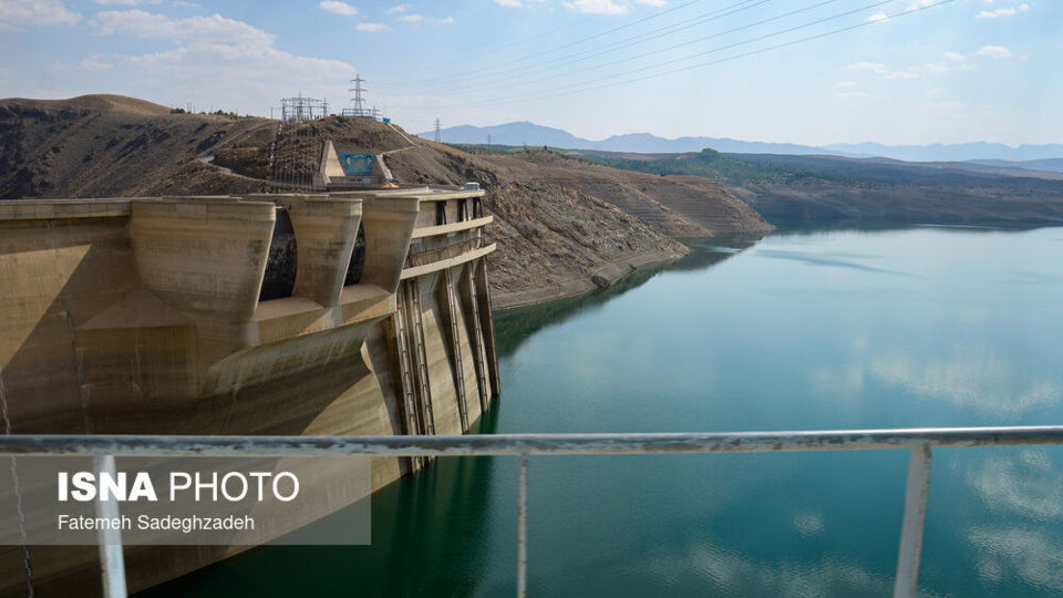  سد زاینده‌رود با ۱۶ درصد حجم آب