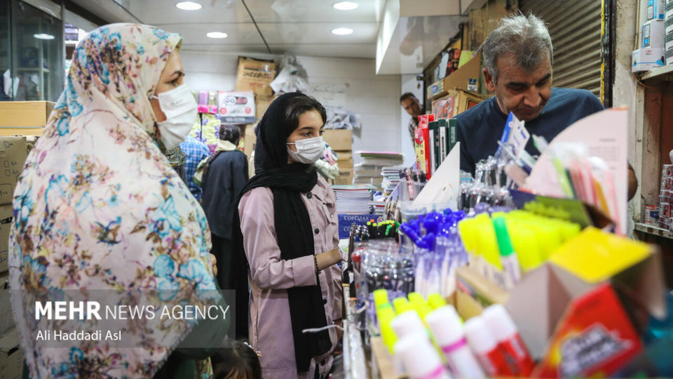 بازار لوازم التحریر در آستانه بازگشایی مدارس