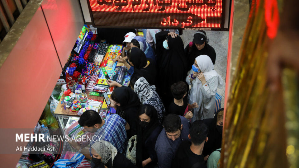 بازار لوازم التحریر در آستانه بازگشایی مدارس