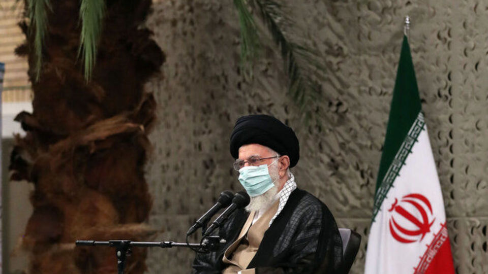 دیدار پیشکسوتان دفاع مقدس و خانواده‌های شهدا با مقام معظم رهبری