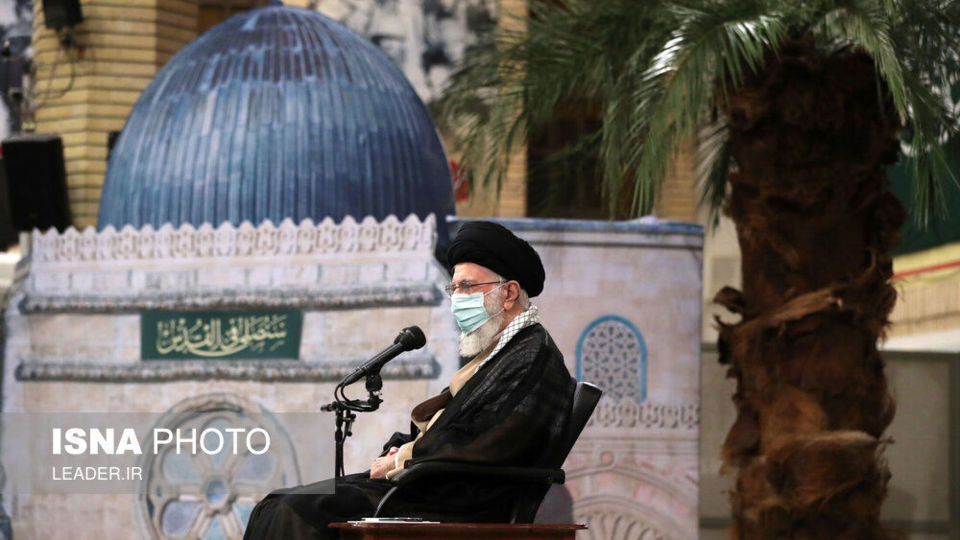 دیدار پیشکسوتان دفاع مقدس و خانواده‌های شهدا با مقام معظم رهبری