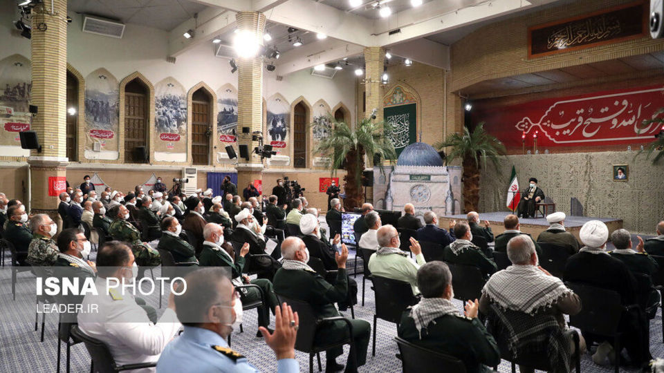 دیدار پیشکسوتان دفاع مقدس و خانواده‌های شهدا با مقام معظم رهبری