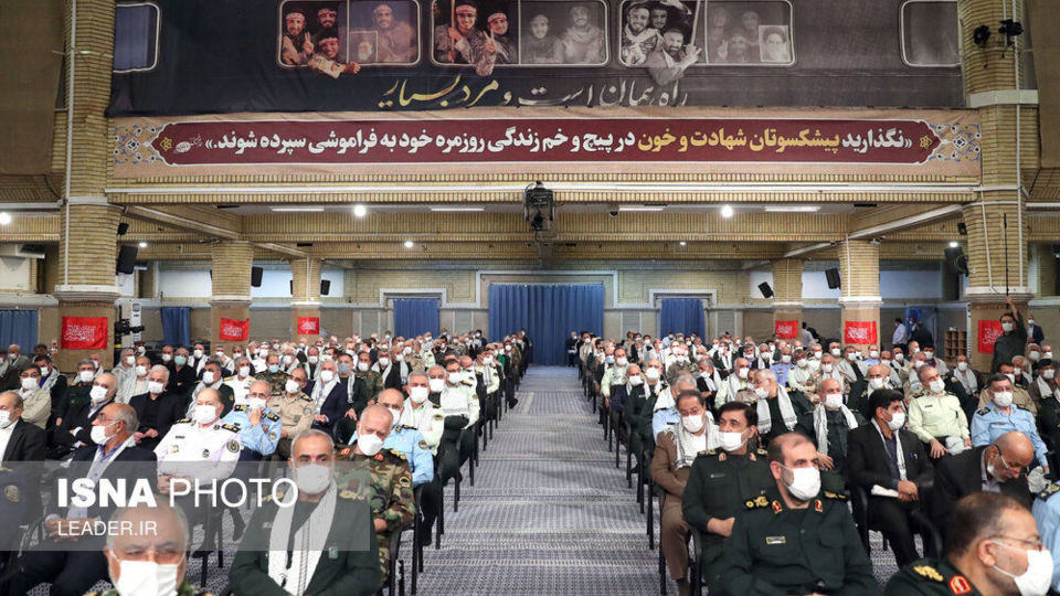 دیدار پیشکسوتان دفاع مقدس و خانواده‌های شهدا با مقام معظم رهبری