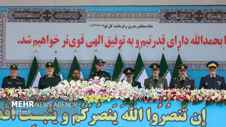 مراسم رژه ۳۱شهریور نیروهای مسلح در تهران