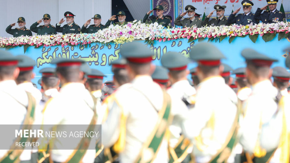 مراسم رژه ۳۱شهریور نیروهای مسلح در تهران