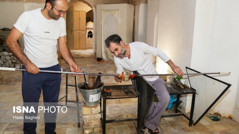 احیاء شغل شیشه‌گری سنتی در قزوین
