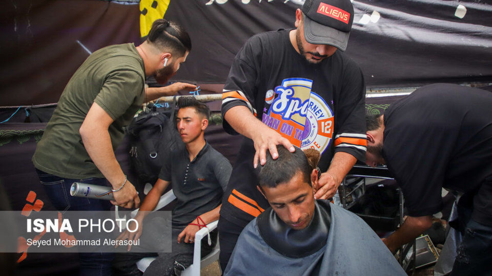 زائران پیاده حرم امام رضا (ع)