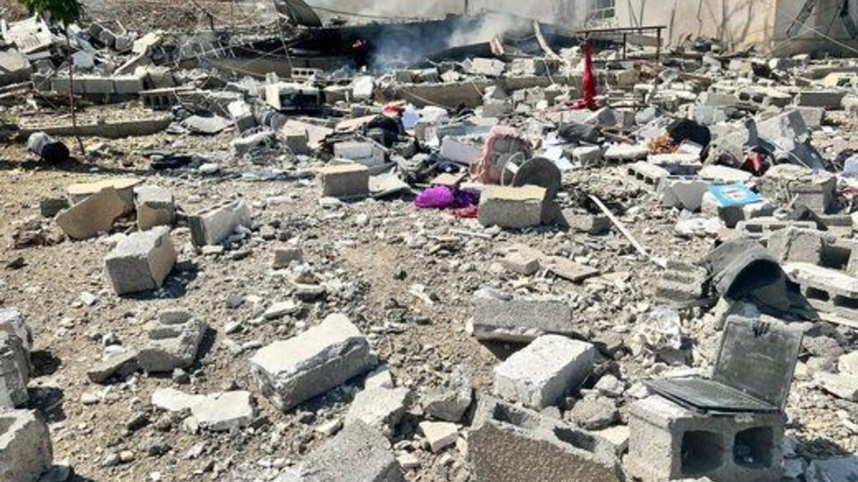 اولین تصایر از ویرانی های مقر کومله در عراق بعد از حمله سپاه اولین تصایر از ویرانی های مقر کومله در عراق بعد از حمله سپاه