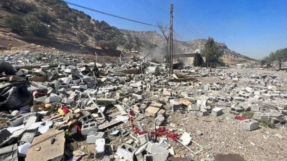  اولین تصایر از ویرانی های مقر کومله در عراق بعد از حمله سپاه