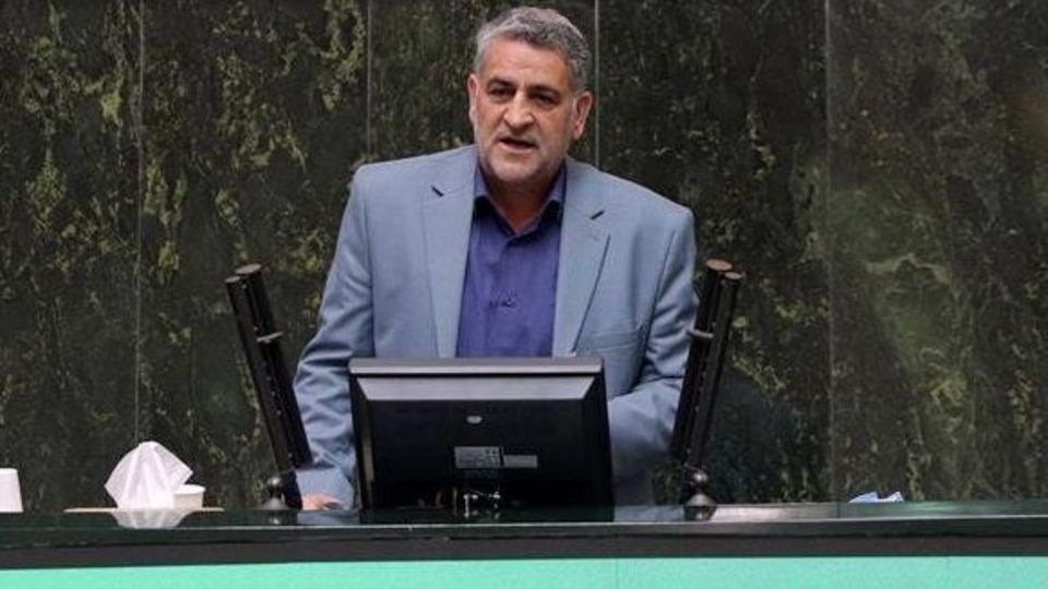 خانی: اعتراض حق قانونی مردم است/ دولت تا جای ممکن در جهت تحقق مطالبات مردم گام بردارد