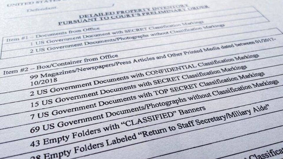 ترامپ هنوز اسناد ریاست‌جمهوری را به طور کامل تحویل نداده است