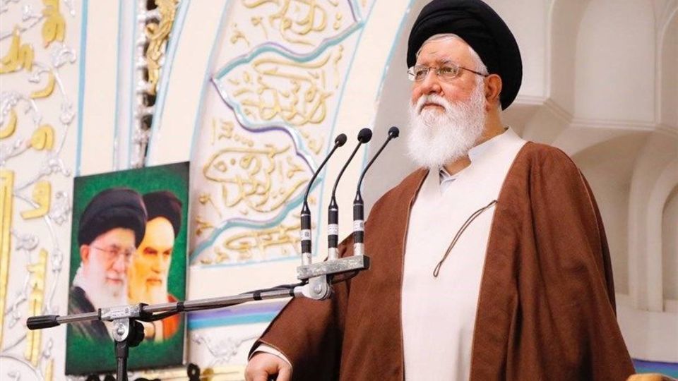 آیت‌الله‌ علم‌الهدی: خواص بی‌بصیرت به دنبال سو استفاده سیاسی از ناآرامی‎ها هستند 