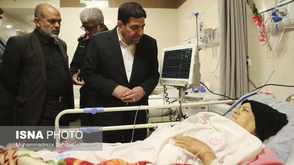 سفر معاون اول رییس جمهور پس از حادثه تروریستی به شیراز