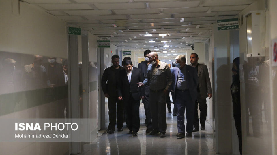 سفر معاون اول رییس جمهور پس از حادثه تروریستی به شیراز