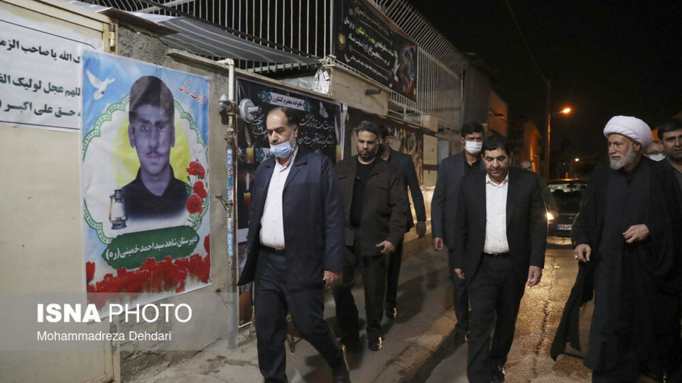 سفر معاون اول رییس جمهور پس از حادثه تروریستی به شیراز