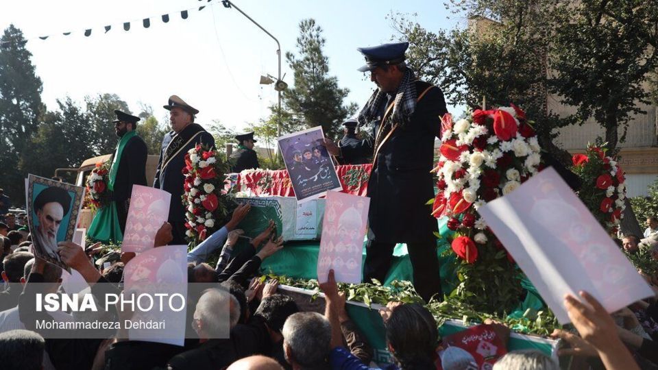 تشییع شهدای حمله تروریستی به حرم شاهچراغ (ع)