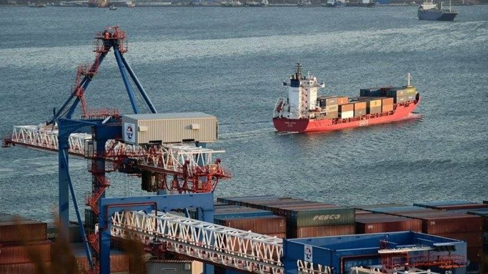 اوکراین بنادر خود را روی کشتی‌های روس بست