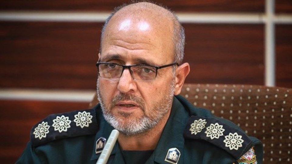 واکنش به خبر شناسایی یکی از ۱۵ شهید گمنام در یزد واکنش به خبر شناسایی یکی از ۱۵ شهید گمنام در یزد