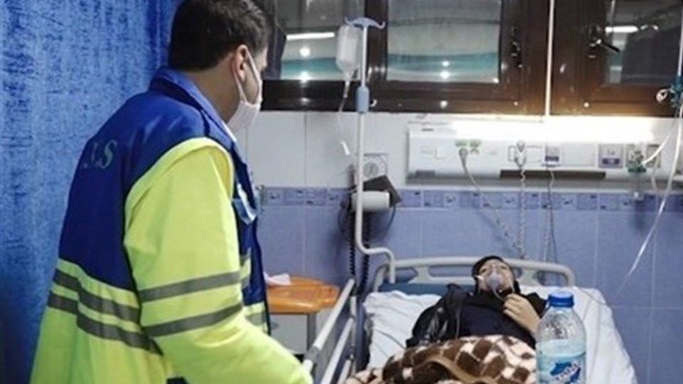 مسمومیت تنفسی دانش آموزان تهرانی به وسیله اسپری حشرهکش! مسمومیت تنفسی دانش آموزان تهرانی به وسیله اسپری حشرهکش!