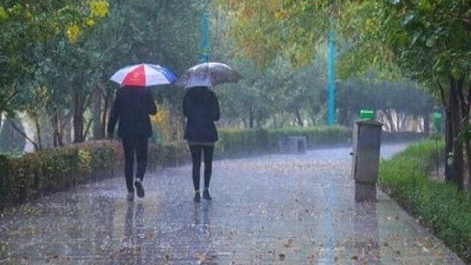 بارش باران در نقاط مختلف کشور/خیزش گردوخاک در ۴ استان بارش باران در نقاط مختلف کشور/خیزش گردوخاک در ۴ استان