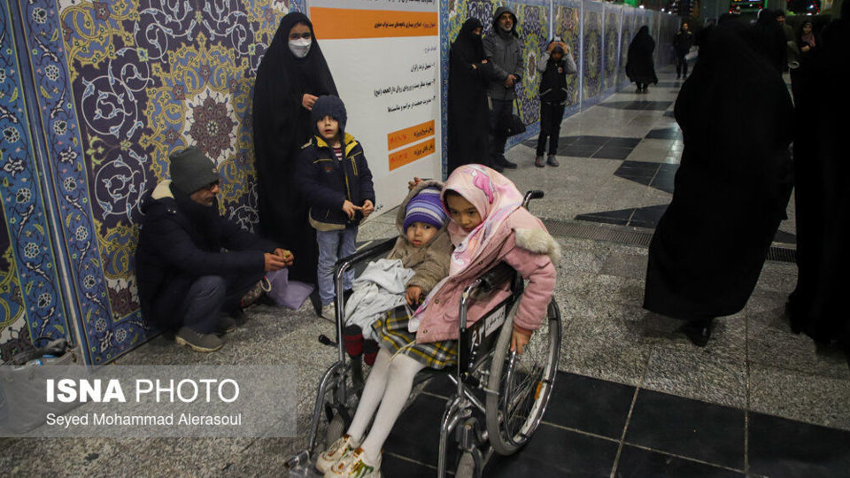 حال و هوای حرم مطهر رضوی در اعیاد شعبانیه