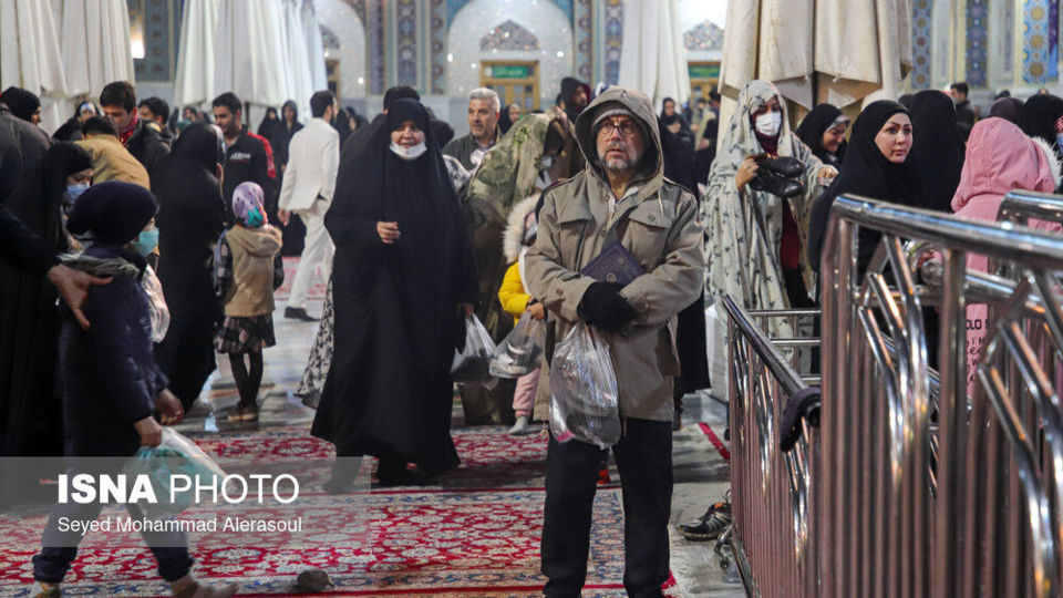 حال و هوای حرم مطهر رضوی در اعیاد شعبانیه