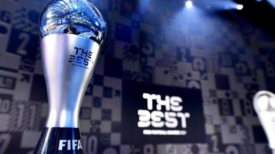 مراسم بهترینهای فیفا| مارتینز بهترین دروازهبان شد/ رونمایی از تیم سال با حضور ستارهها+ تصاویر مراسم بهترینهای فیفا| مارتینز بهترین دروازهبان شد/ رونمایی از تیم سال با حضور ستارهها+ تصاویر