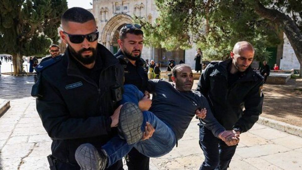 تحلیلگر صهیونیست: وقایع امروز مشابه تحولات نبرد سیفالقدس است تحلیلگر صهیونیست: وقایع امروز مشابه تحولات نبرد سیفالقدس است