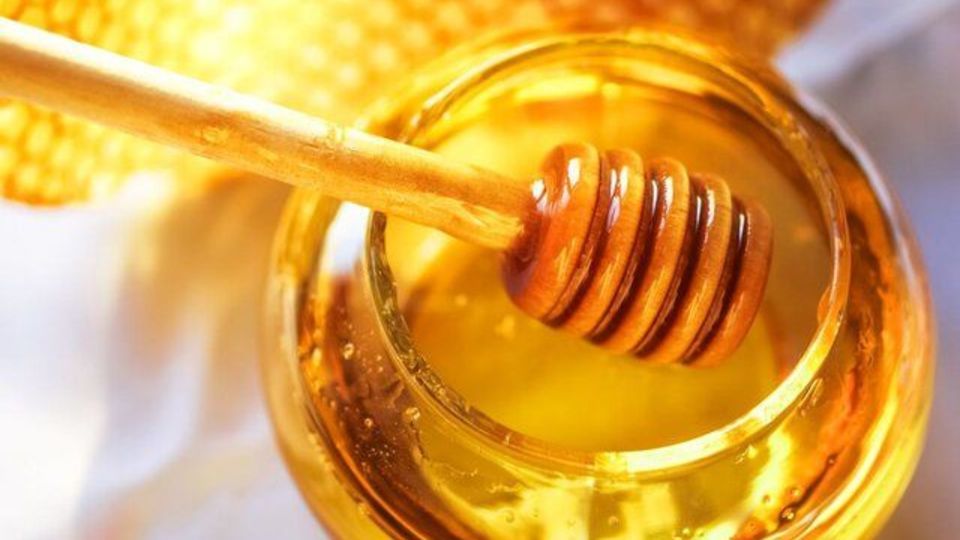عسل می‌تواند جایگزین آنتی‌بیوتیک‌ها باشد