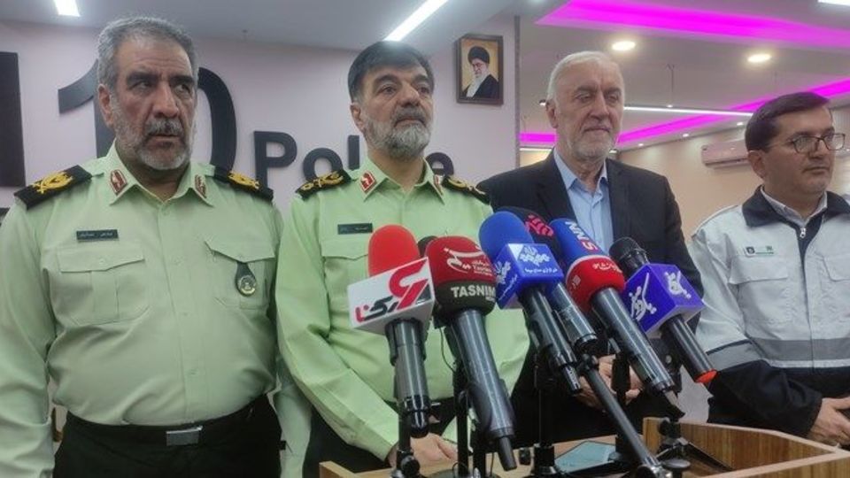 افتتاح سامانه فوریتهای پلیسی ۱۱۰ / رادان: به دنبال طراحی سامانه یکپارچه فوریتها هستیم افتتاح سامانه فوریتهای پلیسی ۱۱۰ / رادان: به دنبال طراحی سامانه یکپارچه فوریتها هستیم