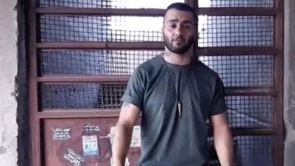 جزییات حکم توماج صالحی/ حبس، ممنوعیت خروج از کشور و فعالیت مرتبط با موسیقی جزییات حکم توماج صالحی/ حبس، ممنوعیت خروج از کشور و فعالیت مرتبط با موسیقی