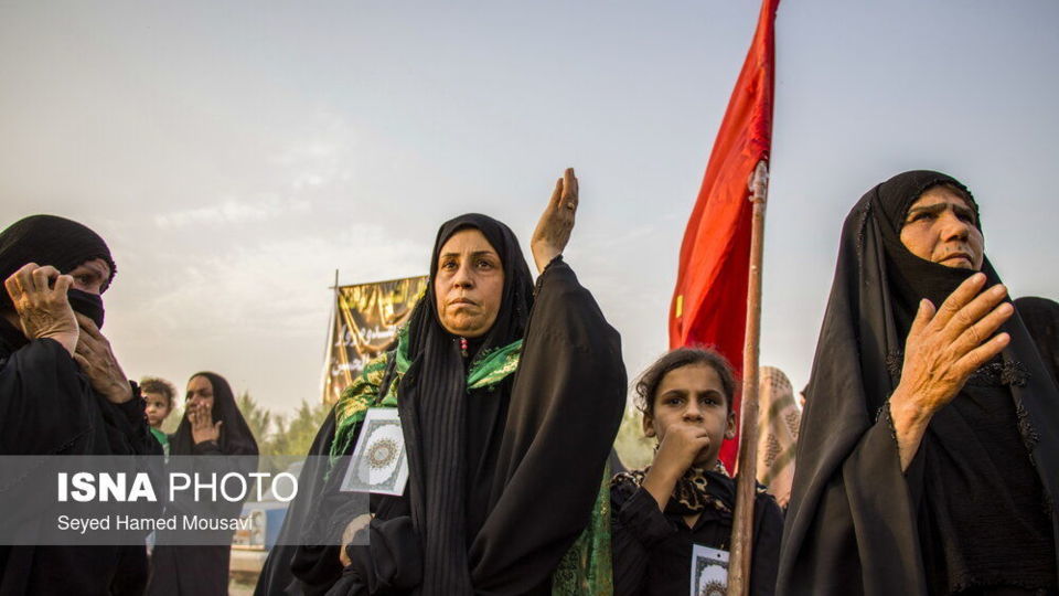 گذر زائران اربعین حسینی از رودخانه دز