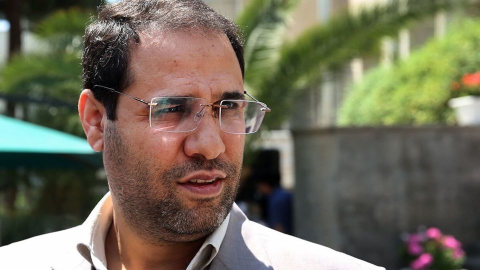 انقلابی درون انقلاب؟! انقلابی درون انقلاب؟!