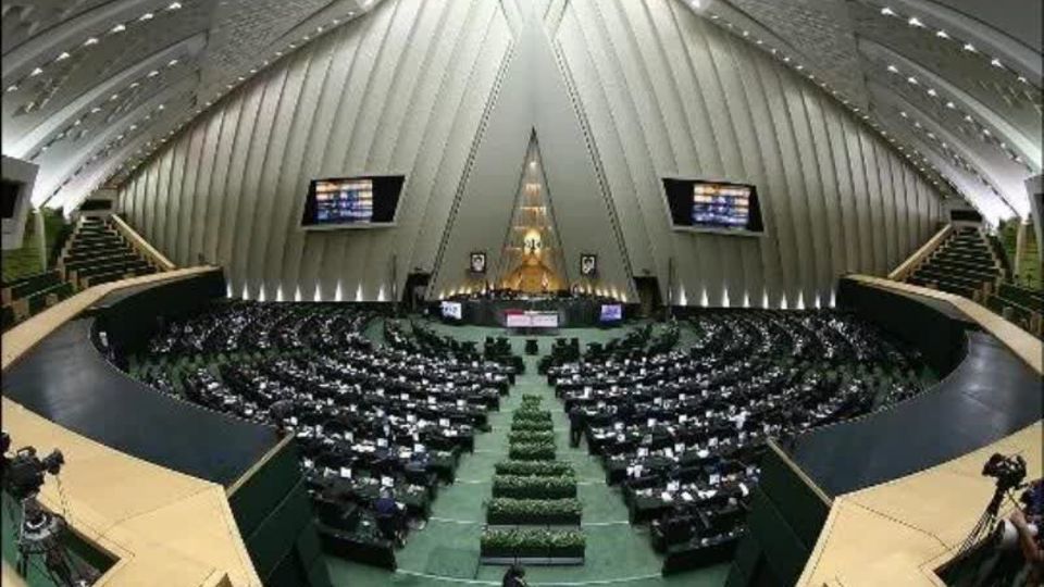لایحه دو فوریتی ساماندهی تجارت مرزی در دستور کار مجلس قرار گرفت لایحه دو فوریتی ساماندهی تجارت مرزی در دستور کار مجلس قرار گرفت
