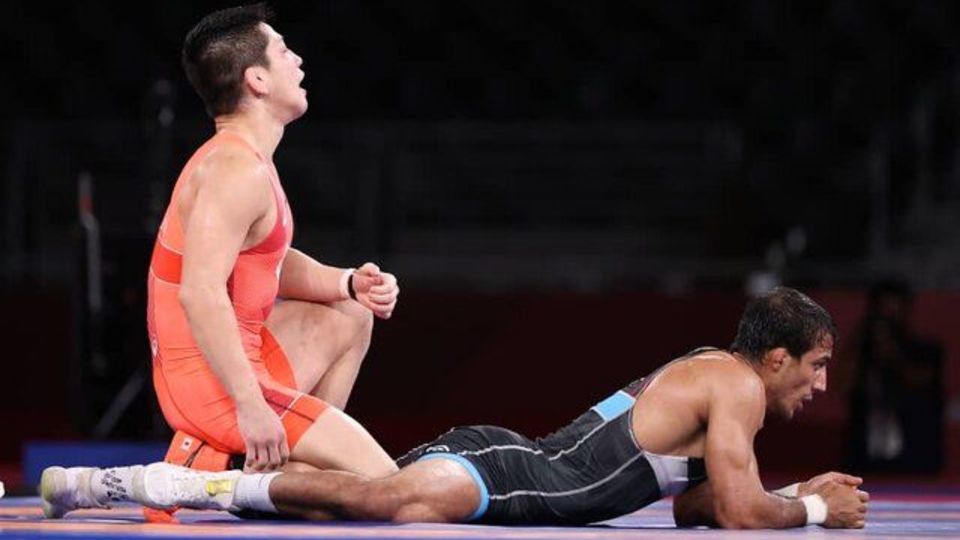 شکست غیرمنتظره محمدعلی گرایی از کشتیگیر ژاپنی/ پیروزی میرزازاده و مهمدی شکست غیرمنتظره محمدعلی گرایی از کشتیگیر ژاپنی/ پیروزی میرزازاده و مهمدی