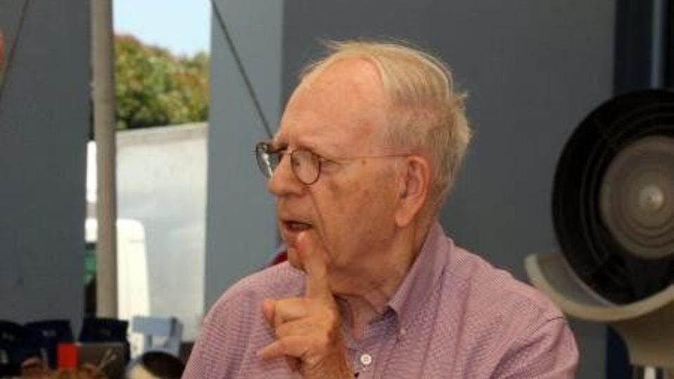 رئیس سابق موساد: شلیک هزاران موشک از غزه فراتر از تصور است رئیس سابق موساد: شلیک هزاران موشک از غزه فراتر از تصور است