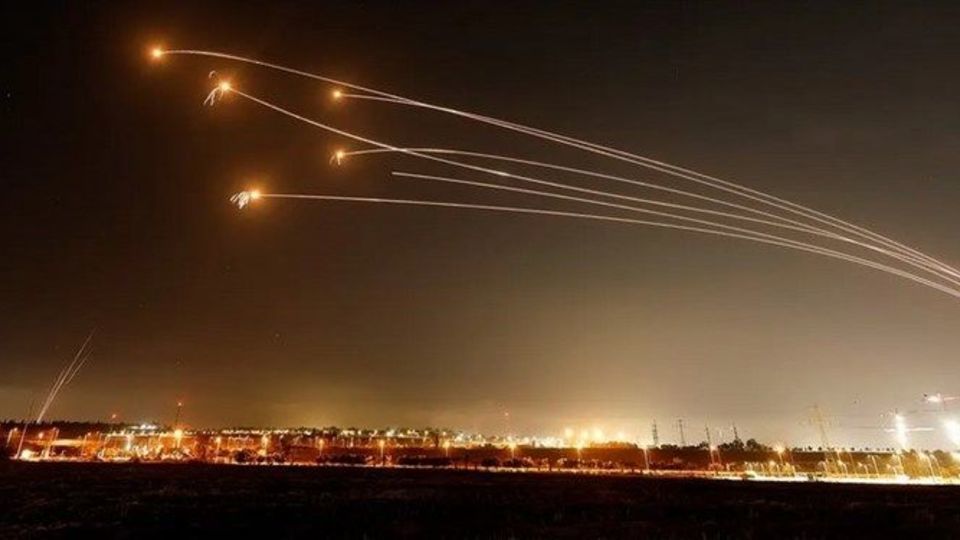 درخواست تلآویو از واشنگتن برای ارائه موشکهای «گنبد آهنین» درخواست تلآویو از واشنگتن برای ارائه موشکهای «گنبد آهنین»