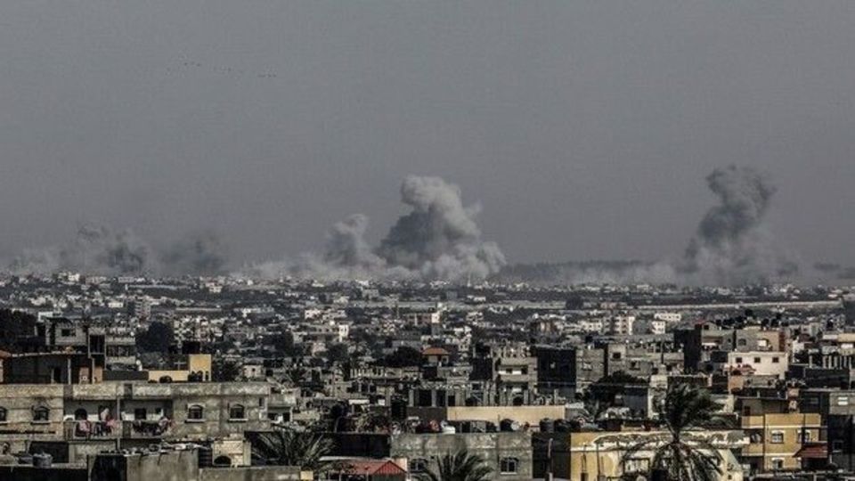 شمار شهدای غزه به ۹۷۷۰ از جمله ۴۸۰۰ کودک و ۲۵۵۰ زن رسید شمار شهدای غزه به ۹۷۷۰ از جمله ۴۸۰۰ کودک و ۲۵۵۰ زن رسید