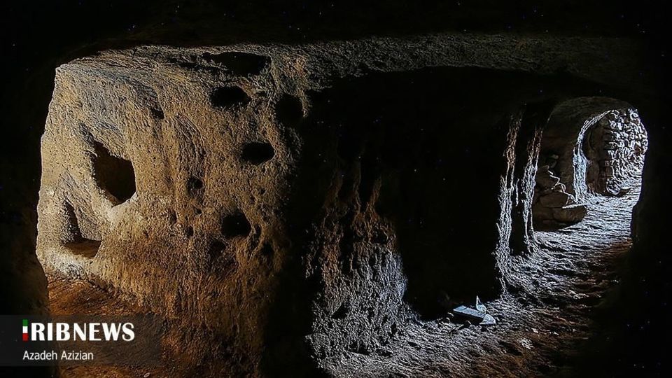 کشف شهرِ زیرزمینی اشکانیان در روستای دولت آباد اصفهان کشف شهرِ زیرزمینی اشکانیان در روستای دولت آباد اصفهان