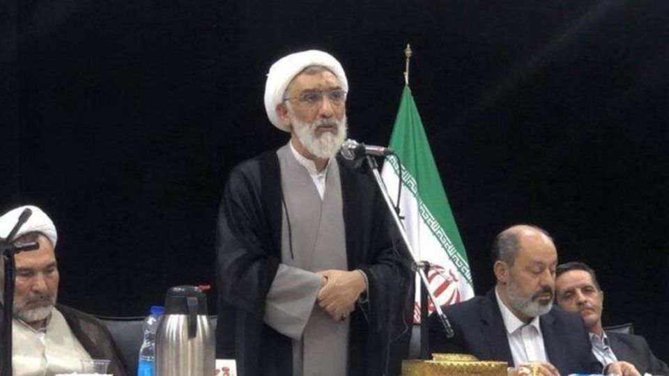 پورمحمدی: تنها راهحل مشکلات، مشارکت است نه قهر با صندوق رأی پورمحمدی: تنها راهحل مشکلات، مشارکت است نه قهر با صندوق رأی