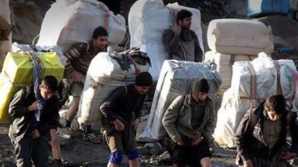 سود اصلی کولهبری به جیب چه کسانی میرود؟ سود اصلی کولهبری به جیب چه کسانی میرود؟