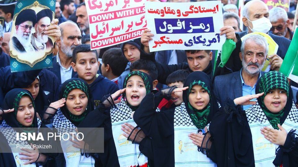 راهپیمایی مردم سراسر کشور در حمایت از کودکان و زنان مظلوم غزه 