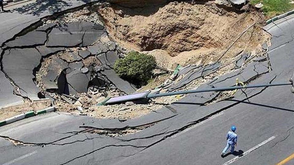 واقعیت بحران فرونشست اصفهان را بپذیریم واقعیت بحران فرونشست اصفهان را بپذیریم